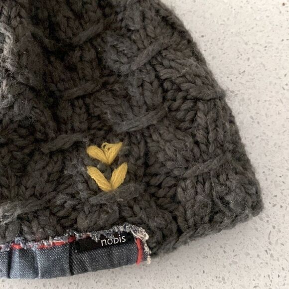 Nobis Smokey Grey Knitted Beanie Hat Yellow Stitching Wool Blend Warm Quality - Picture 4 of 11